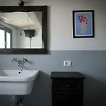 La Tana Di Lu Maccioni Farm stay