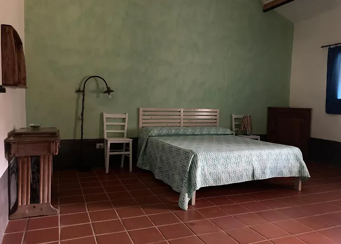 ファームステイ La Tana Di Lu Maccioni